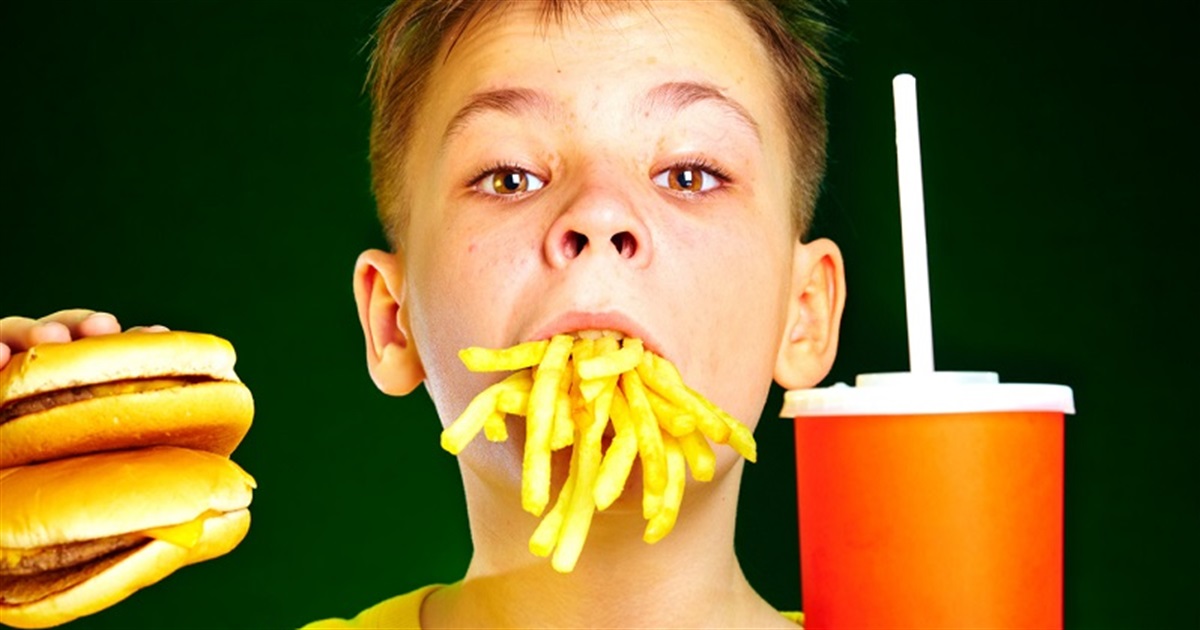 Membantu Anak dan Remaja Tetap Aktif Melalui Pilihan Makanan yang Tepat